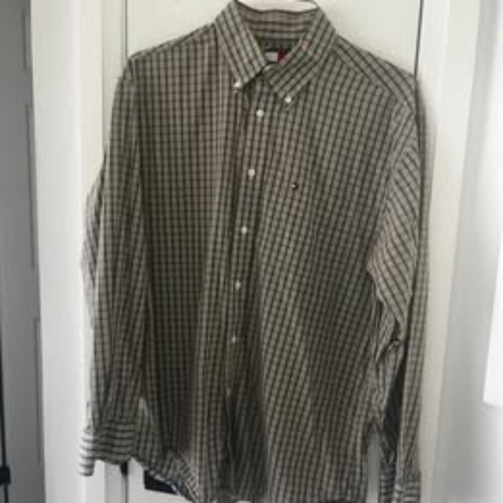 Tommy‎ Hilfiger Long Sleeve Collared Button Up Size Large